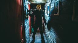 перформанс Friday 13 в Волгограде фото 0